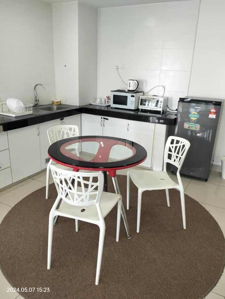 Apartment Nuha At D'perdana *